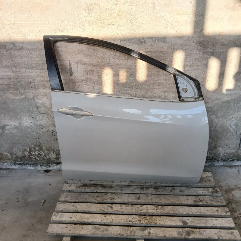 Дверь Hyundai I30 2012 76004A5000 GD G4FG, передняя правая