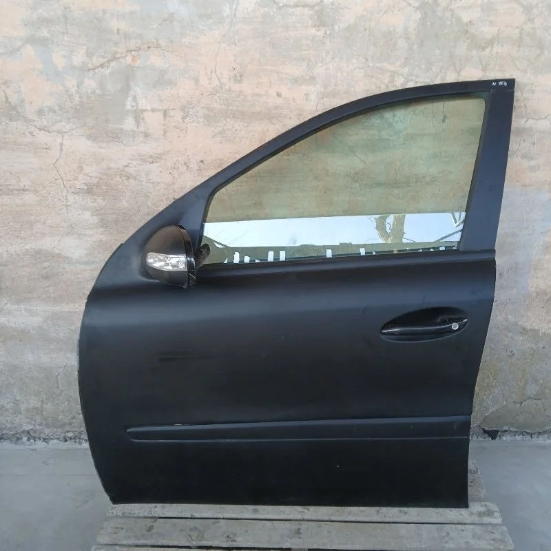 Дверь Mercedes-Benz Ml 2005 A1647200105 W164 M272.967, передняя левая