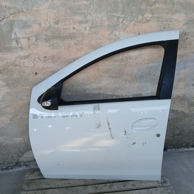 Дверь Renault Logan Stepway 2020 801012479R H4M429, передняя левая