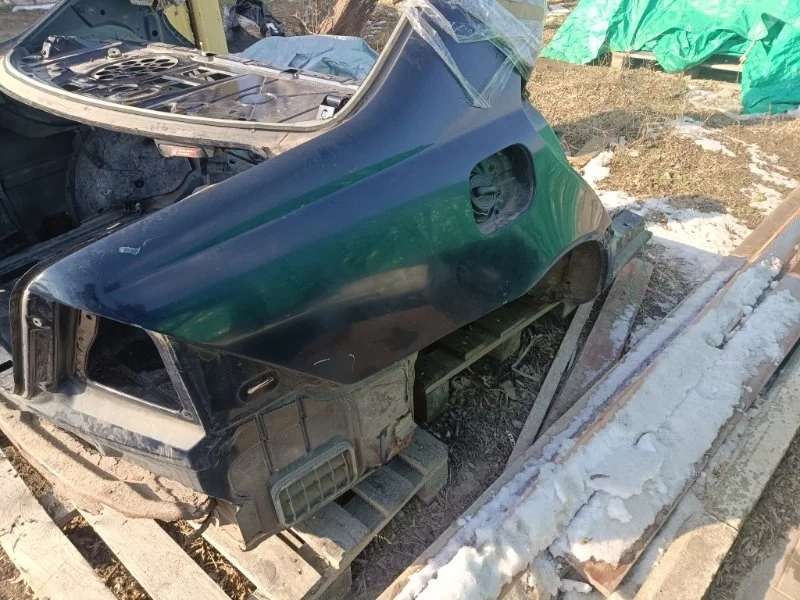 Крыло Mercedes-Benz C 2001 A2036301321 W203 M111.951, заднее правое