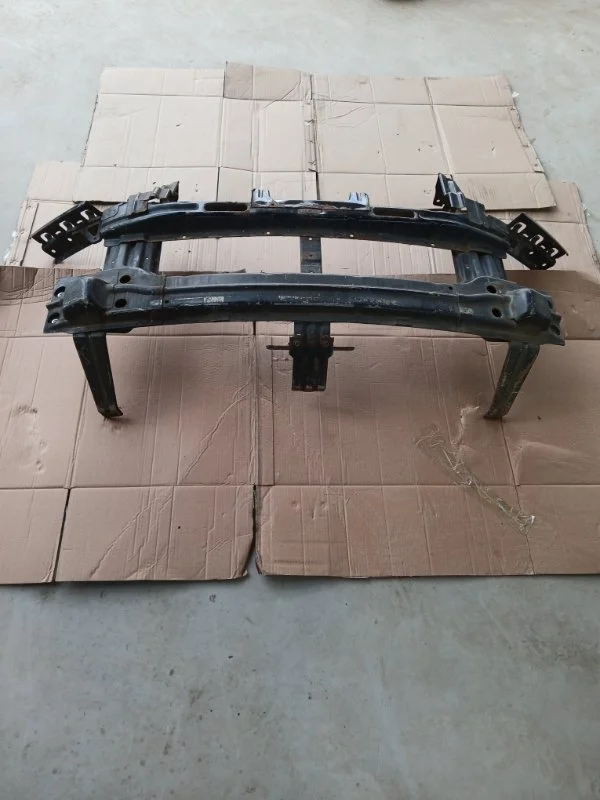 Усилитель бампера Chevrolet Captiva 2011 94526075 C140, передний