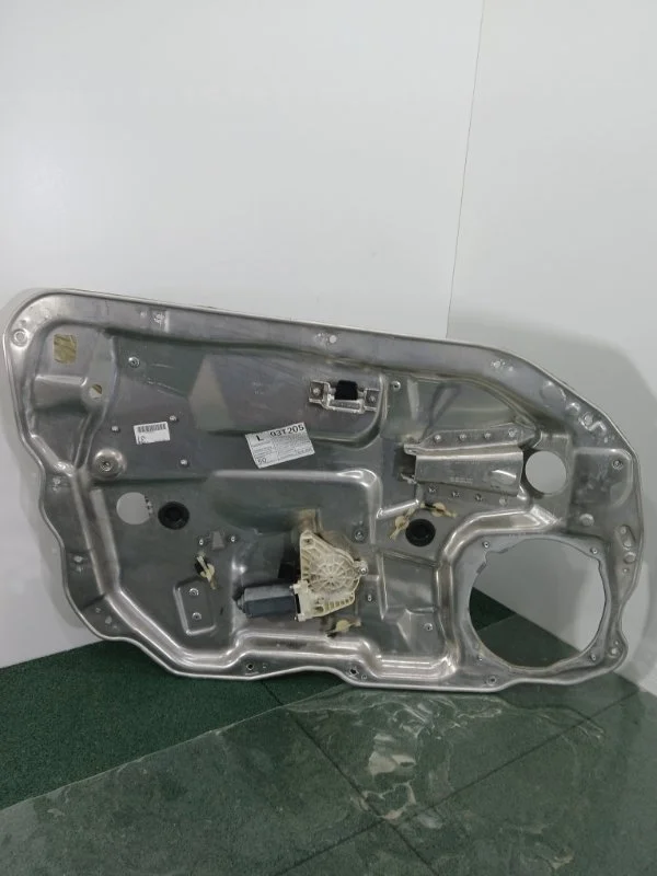 Стеклоподъемник Mercedes-Benz S 2006 A2217200146 W221 M273.961