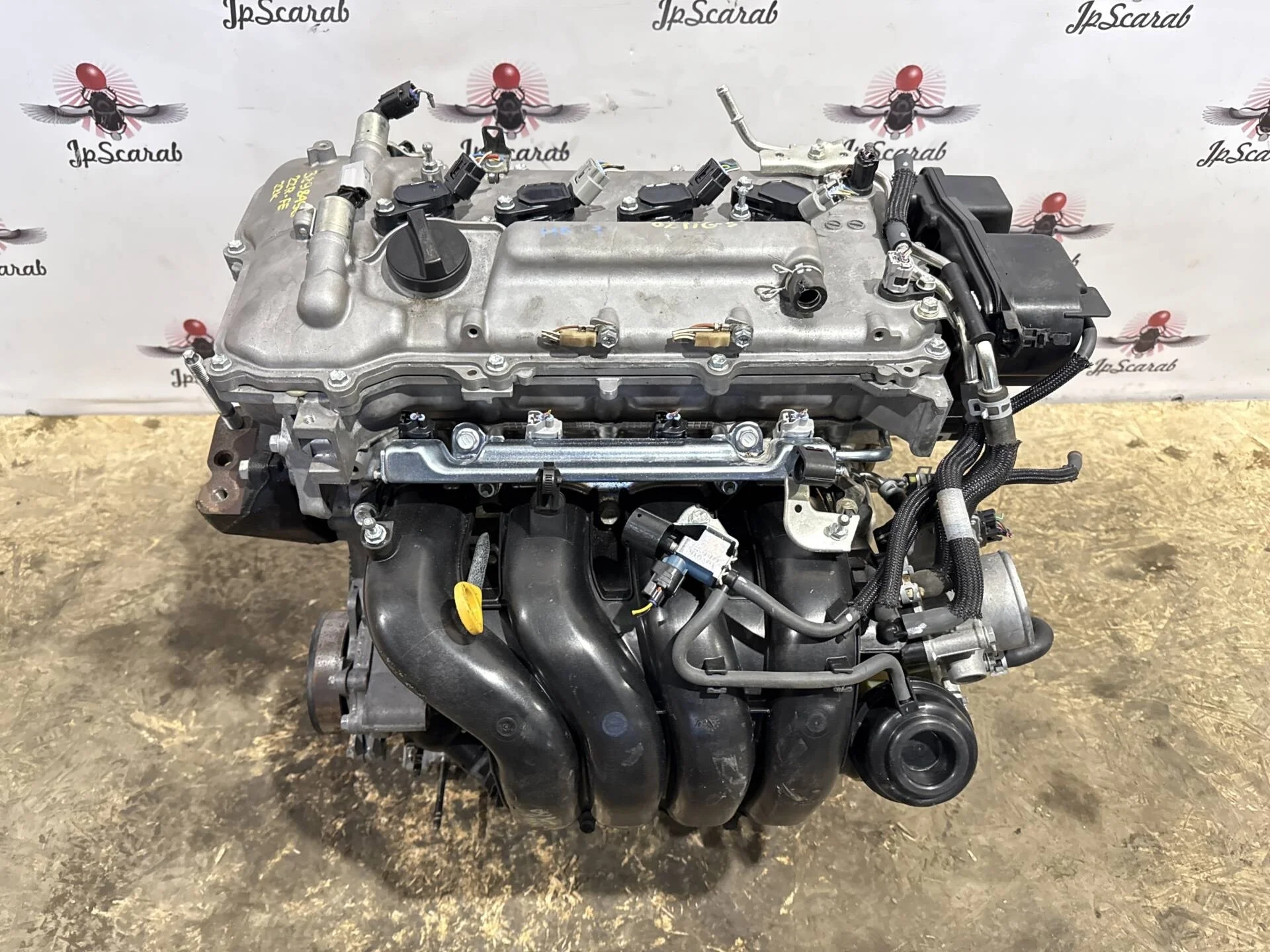 Двигатель Toyota Corolla E180 2ZR-FE