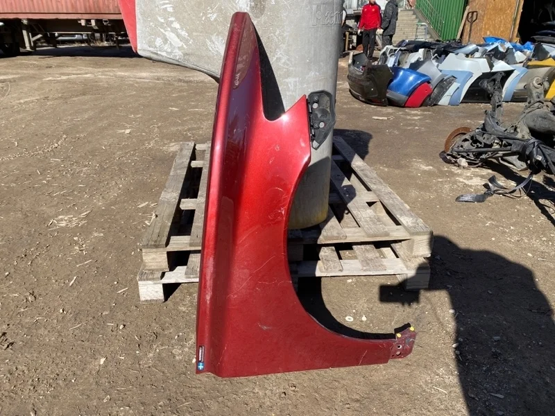 Крыло Volvo V50 31278845, переднее правое
