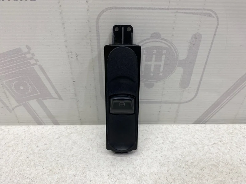 Кнопка стеклоподъемника пассажирская дверь Mercedes-benz Vito 2007 W639