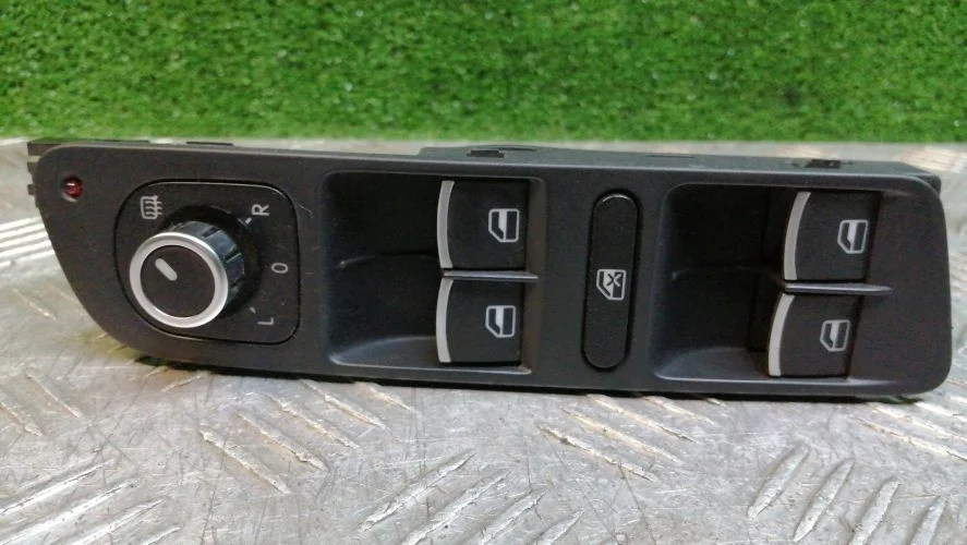 блок управления стеклами Volkswagen CFF 5N1 Volkswagen Tiguan CFF 5N1 5K4959857