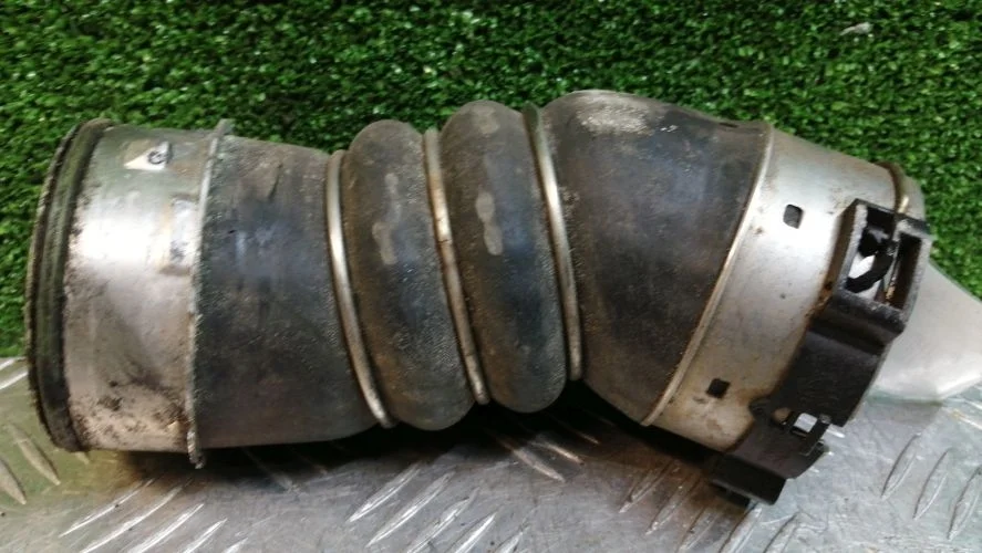 патрубок интеркулера Bmw N57D30A F16 Bmw X6 N57D30A F16 11617823236