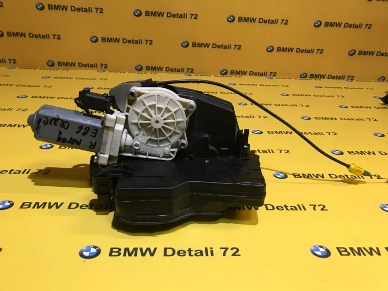 Замок боковой двери Bmw 7 2005 51217202124 E66 N62B48, передний правый