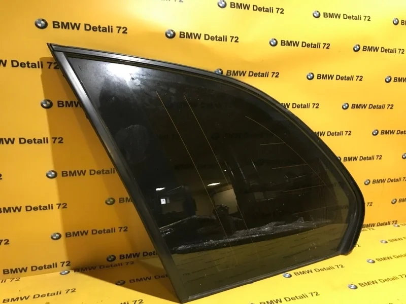 Боковое стекло Bmw X5 2004 51368402620 E53 M54B30, заднее левое