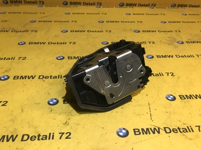 Замок боковой двери Bmw 5 2006 51227202147 E60 N52B30, задний левый