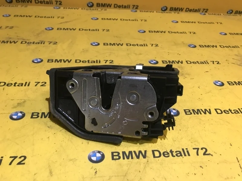 Замок боковой двери Bmw 5 2006 51217202145 E60 N52B30, передний левый