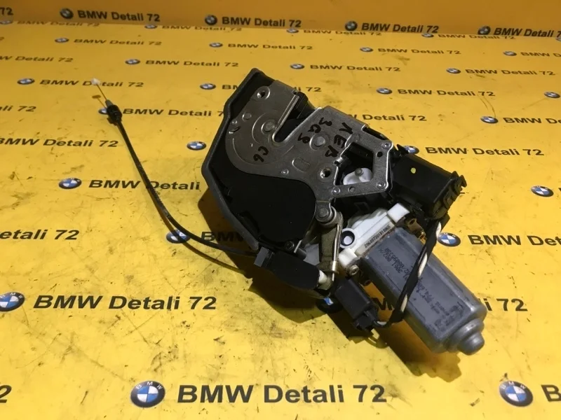 Замок боковой двери Bmw 7 2005 51217202145 E66 N62B48, передний левый