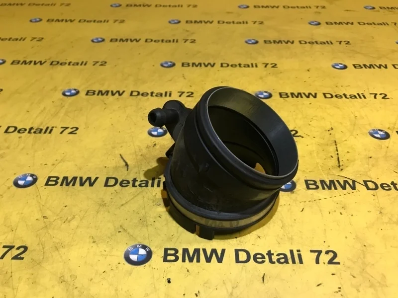 Соединительный патрубок Bmw 3 2008 13717536002 E90 N52B25