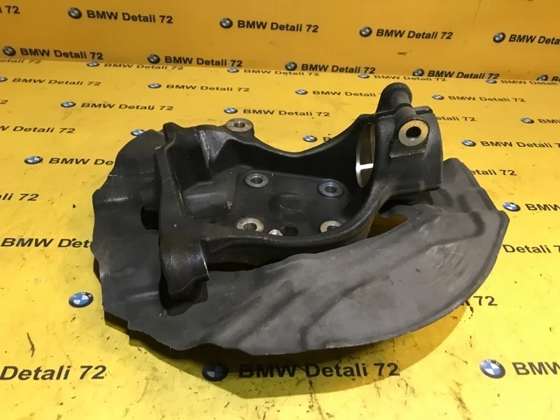Кулак поворотный Bmw 7 2005 31216753461 E66 N62B48, передний левый