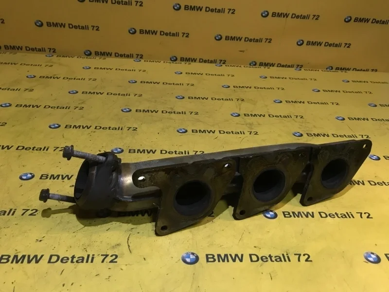 Выпускной коллектор Mercedes Viano 2007 A2721403209 W639 272.978 30 746290, правый