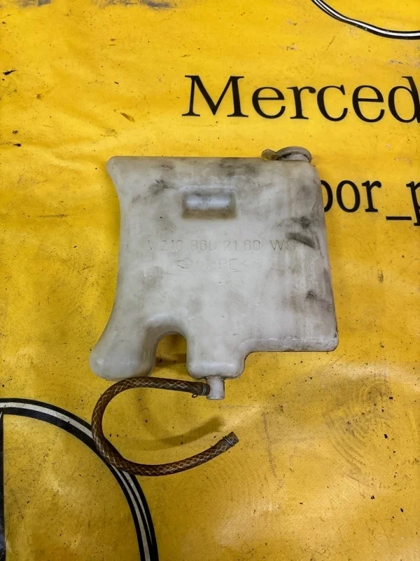 Бачок омывателя фар Mercedes E-Class 2001 A2108602160 E210 112.914