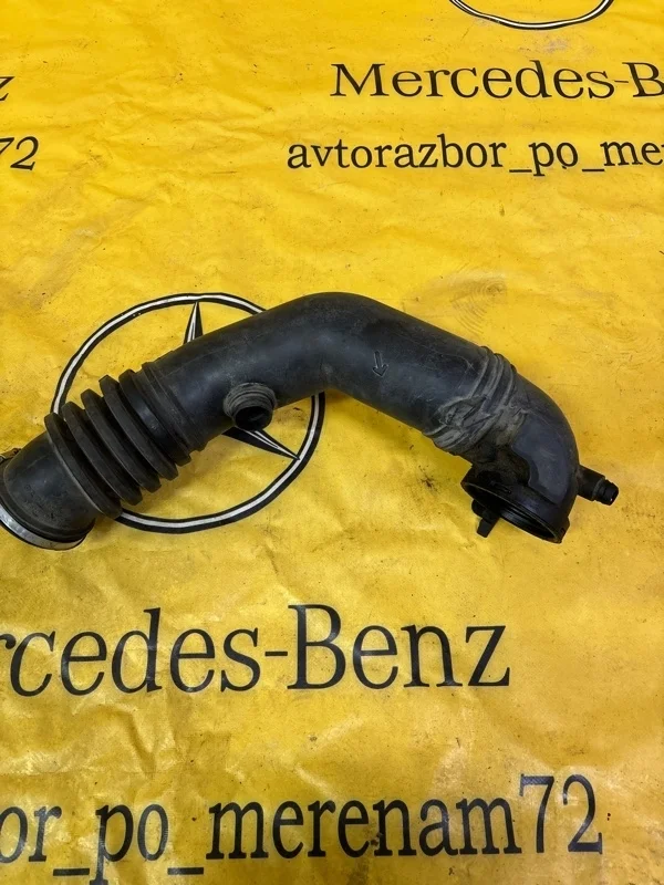 Патрубок воздушного фильтра Mercedes S-Class 2002 A1121410082 S220 112.944