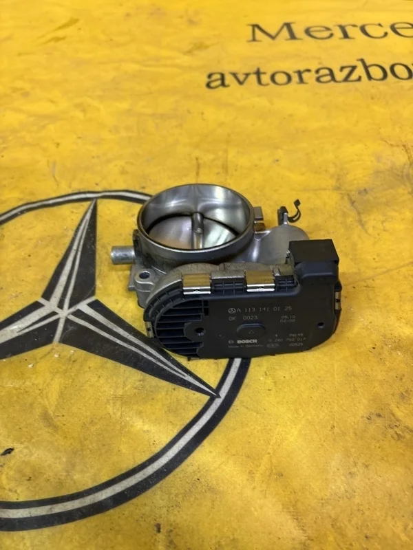 Дроссельная заслонка Mercedes C-Class 2010 A1131410125 C204 272.947