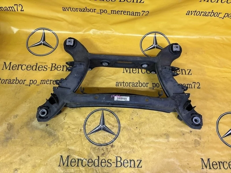 Балка подвески Mercedes E-Class 2009 A2043500141 E212 272.980, задняя