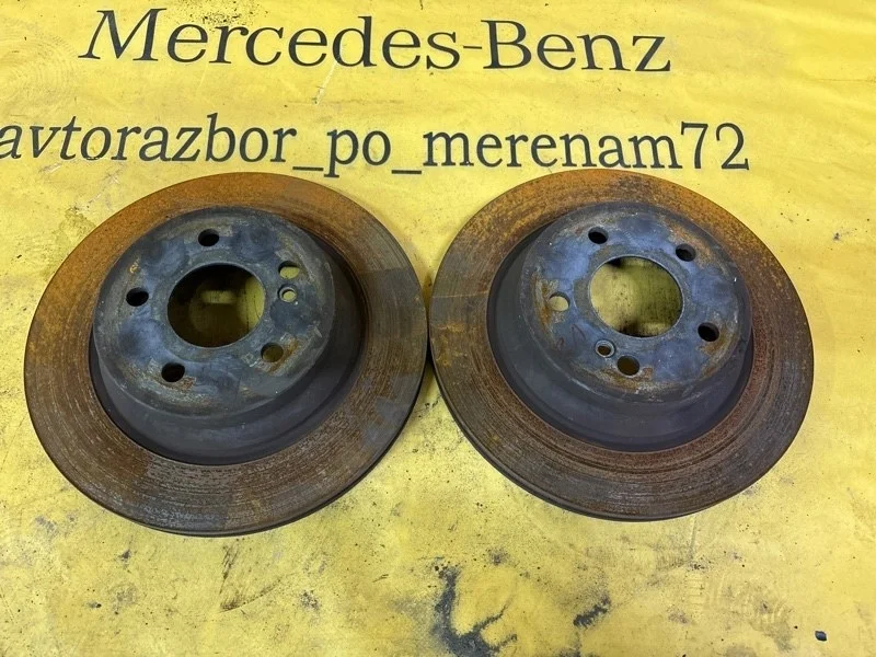 Диск тормозной Mercedes E-Class 2009 A0004230912 E212 272.980, задний