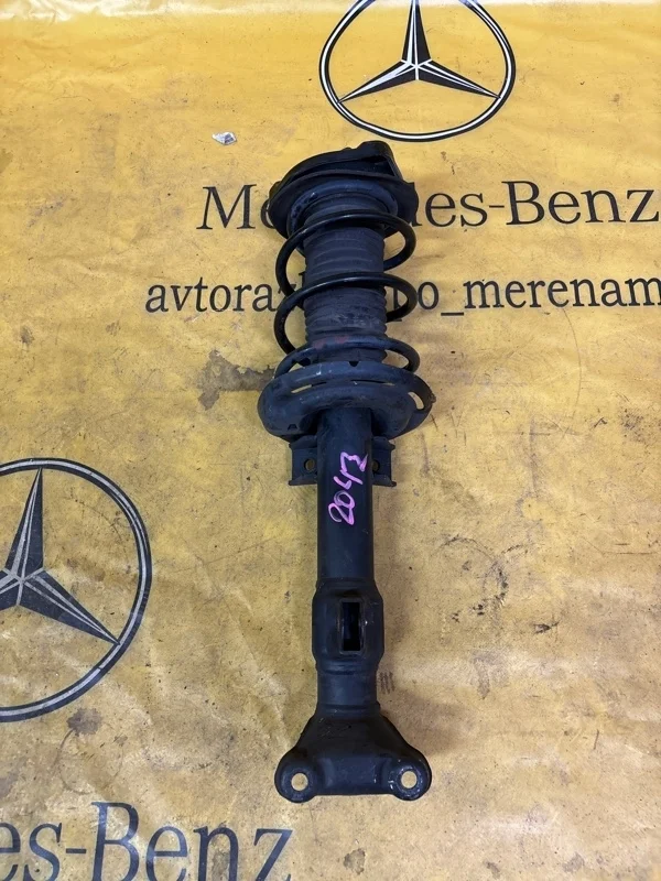Амортизатор подвески Mercedes C-Class 2010 A2043232600 C204 271.860, передний левый