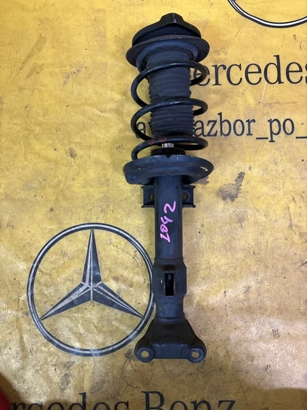 Амортизатор подвески Mercedes C-Class 2010 A2043232600 C204 271.860, передний правый