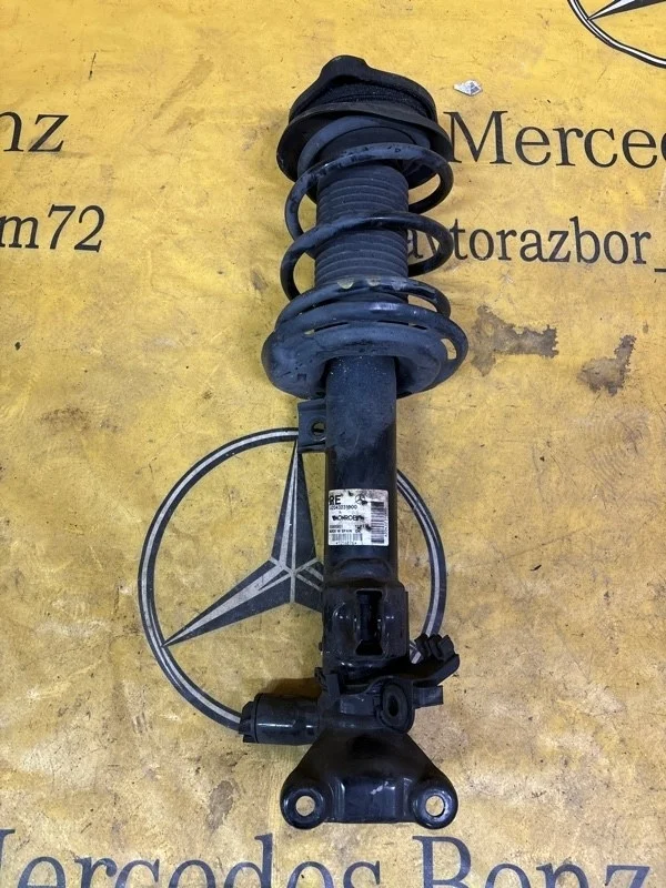 Амортизатор подвески Mercedes C-Class 2010 A2043231000 C204 272.947, передний правый