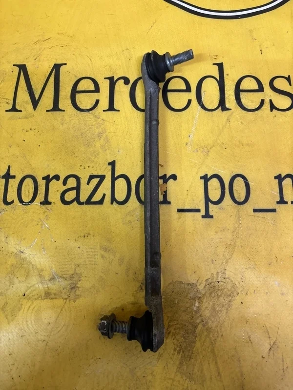 Стойка стабилизатора Mercedes C-Class 2010 A2043201889 C204 272.947, передняя правая