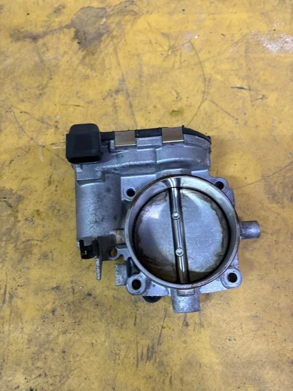 Дроссельная заслонка Mercedes S-Class 2009 A1131410125 S221 272.965