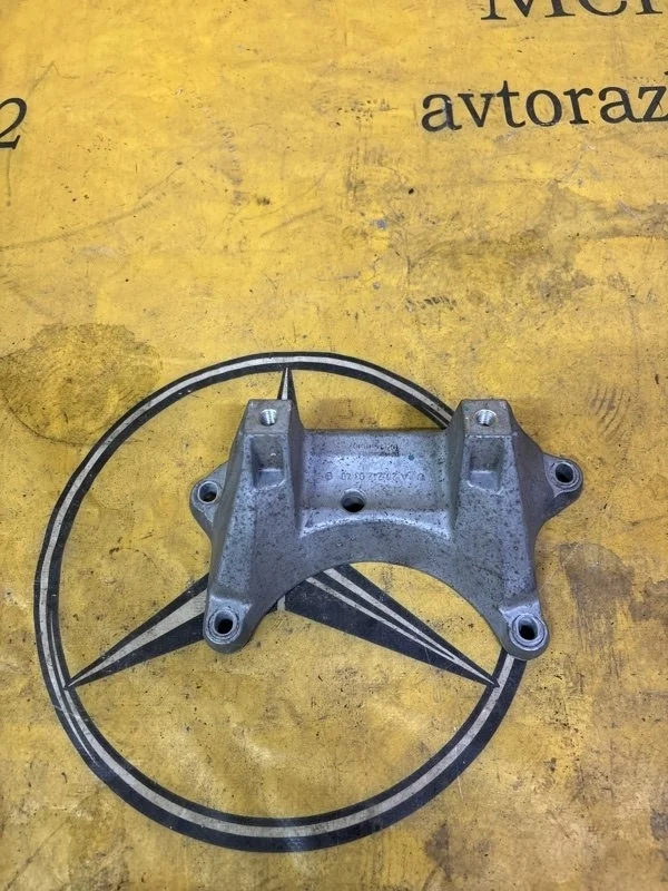 Кронштейн КПП Mercedes S-Class 2009 A2112420340 S221 272.965
