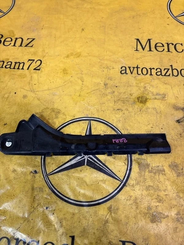 Пыльник крыла Mercedes S-Class 2009 A2218890425 S221 272.965, передний правый