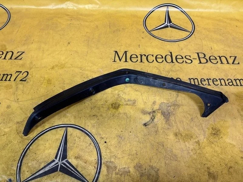 Водосток Mercedes C-Class 2010 A2046931633 C204 271.860, задний правый