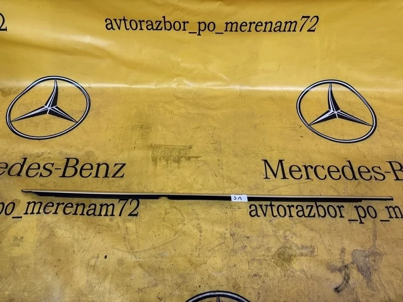 Молдинг стекла Mercedes C-Class 2010 A2047351565 C204 272.947, задний левый