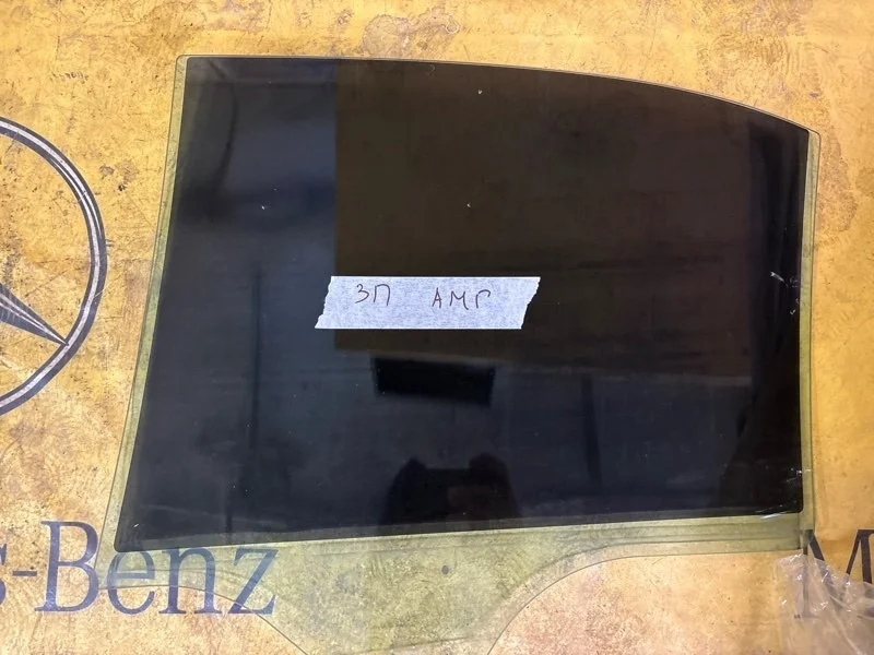 Стекло двери Mercedes C-Class 2010 A2047350210 C204 272.947, заднее правое