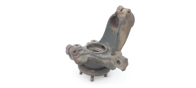 Кулак поворотный Ford Focus 2013 CB8