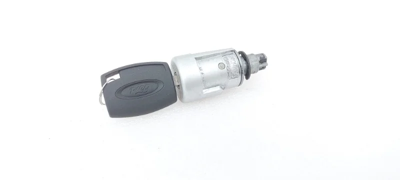 Замок зажигания Ford Focus 2013 CB8