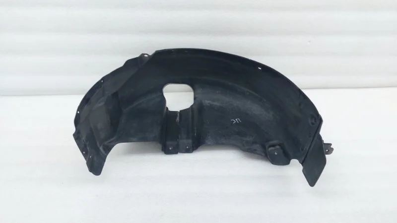Подкрылок Skoda Rapid 2021 NK6