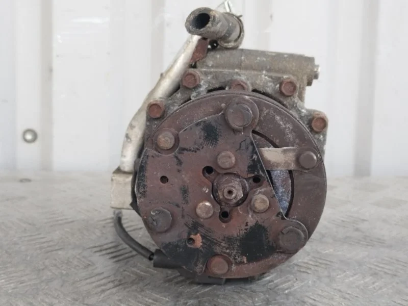 Компрессор кондиционера FORD MONDEO 2000-2007