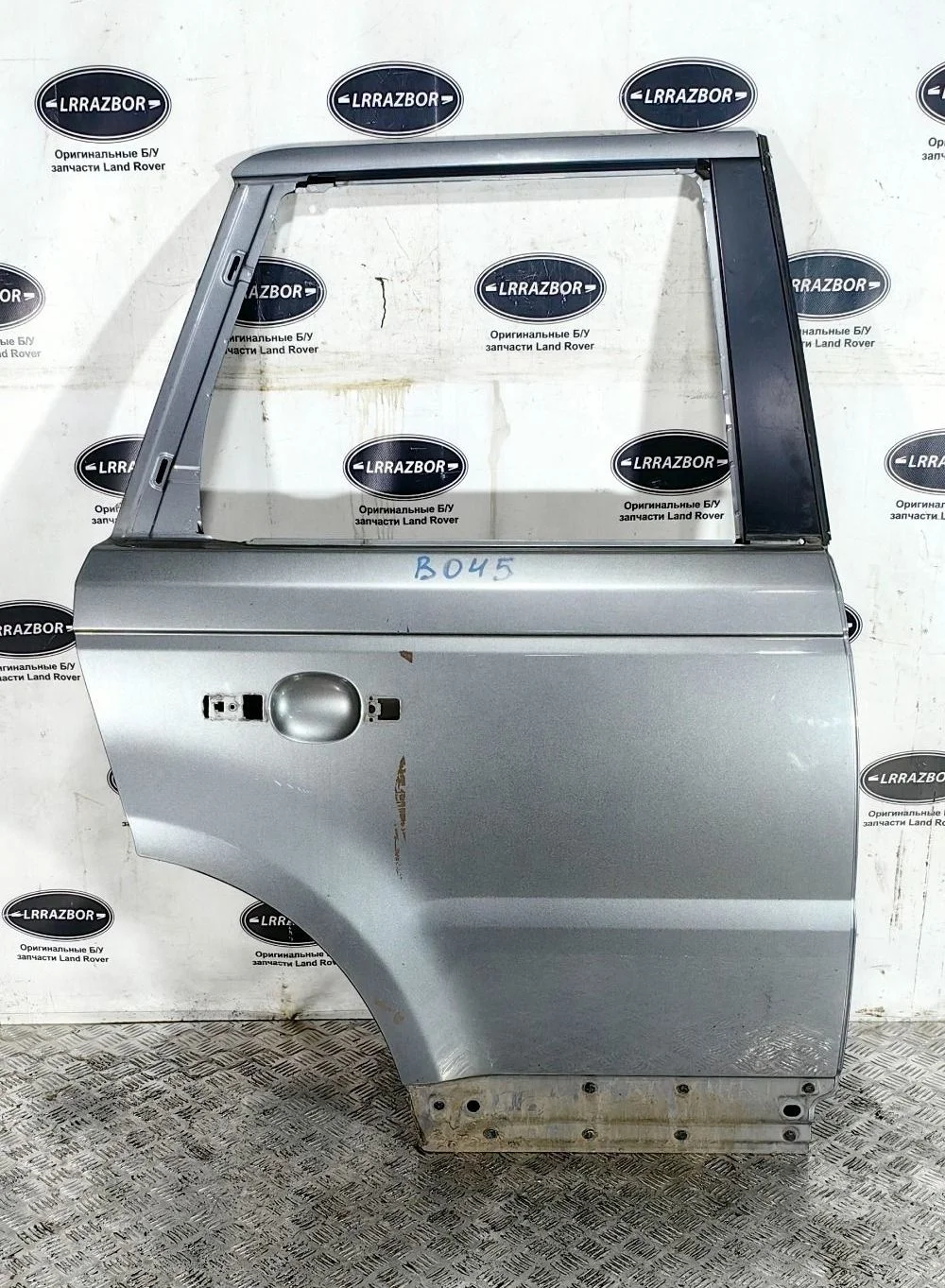 Дверь задняя правая Range Rover Sport L320 05-12