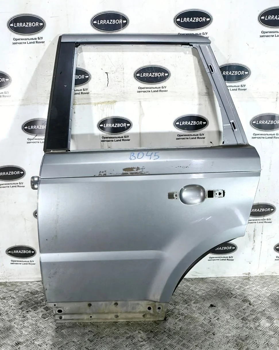 Дверь задняя левая Range Rover Sport L320 05-12