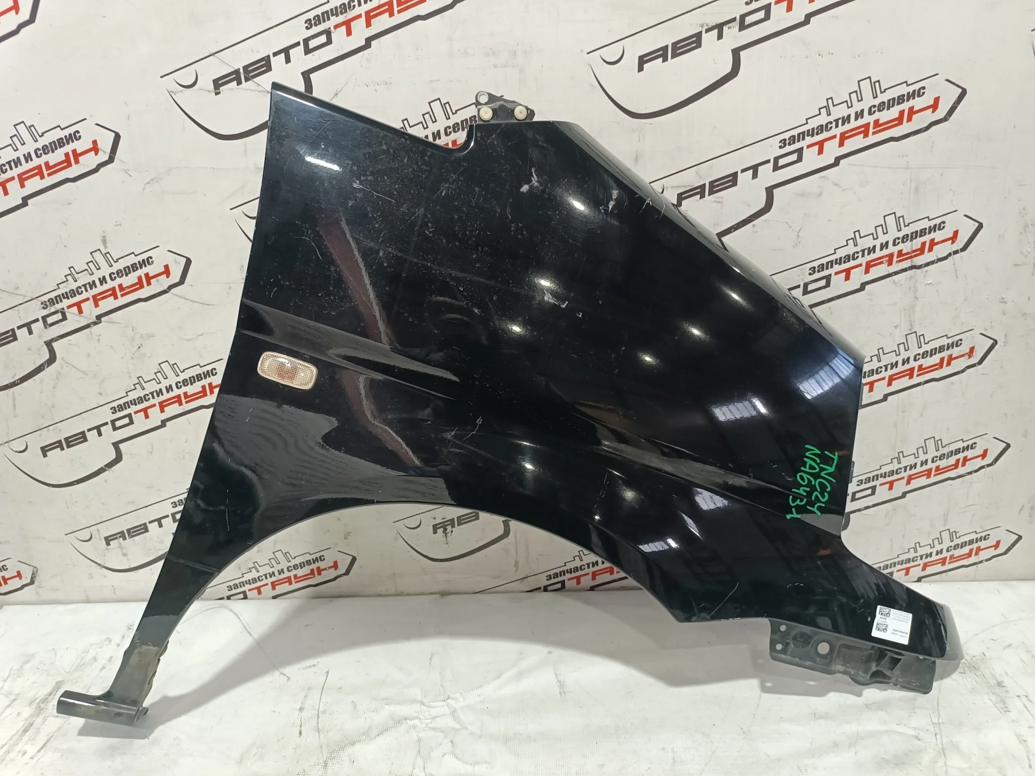 КРЫЛО NISSAN SERENA PC24 PNC24 RC24 TC24 TNC24 VC24 VNC24 631004N050 ПЕРЕДНЕЕ ПРАВОЕ черный, KH3 NA6431