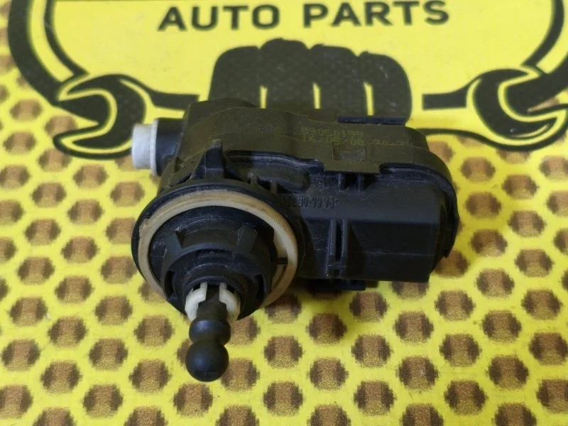 Моторчик корректора фар Renault Koleos HY0 2TR 703
