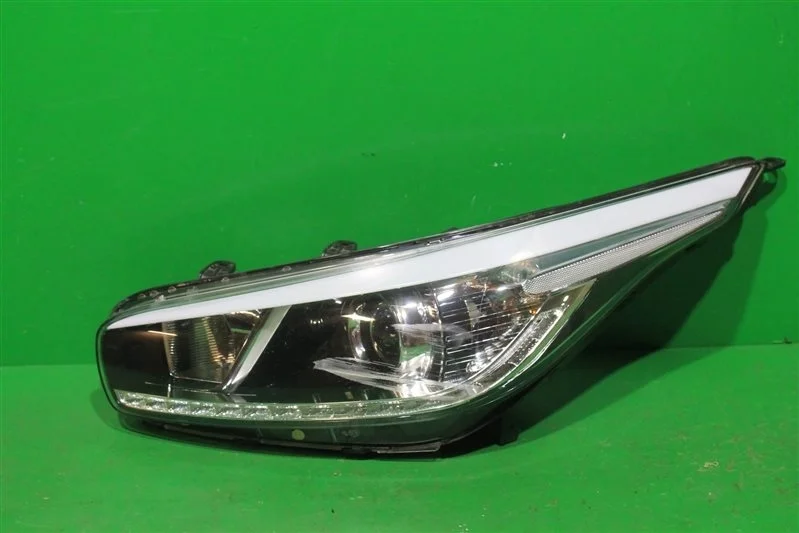 Фара KIA CEED 2012-2018 JD