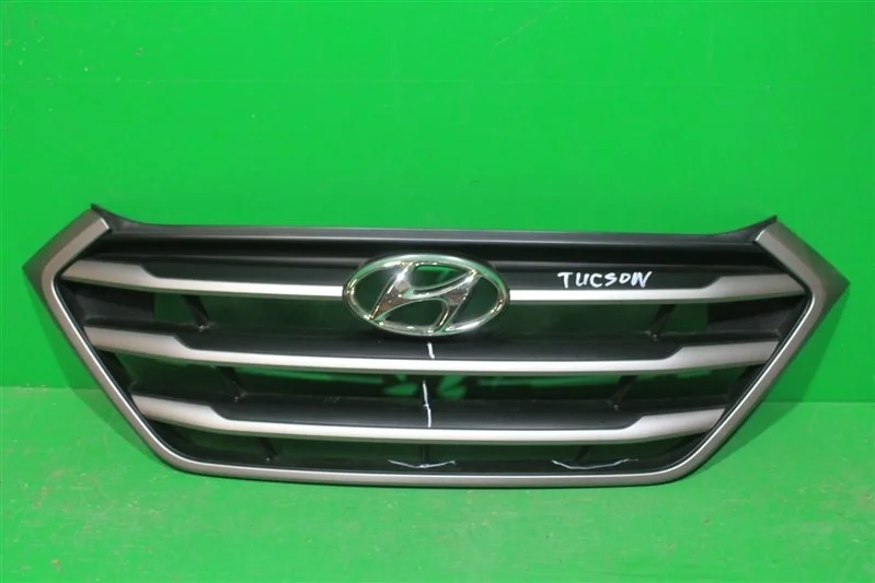 Решетка радиатора HYUNDAI TUCSON 2015- 2018 3