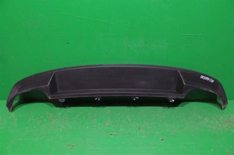 Юбка бампера SKODA OCTAVIA 2013-2020 A7 (5E)