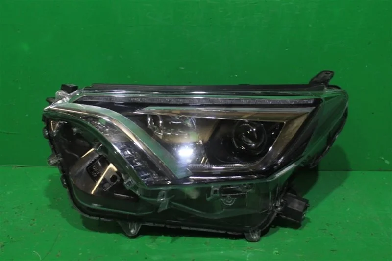 Фара TOYOTA RAV4 2015-2019 CA40