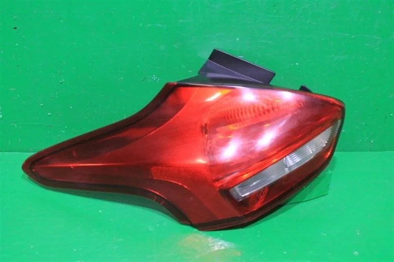 Фонарь FORD FOCUS 2014-2019 3