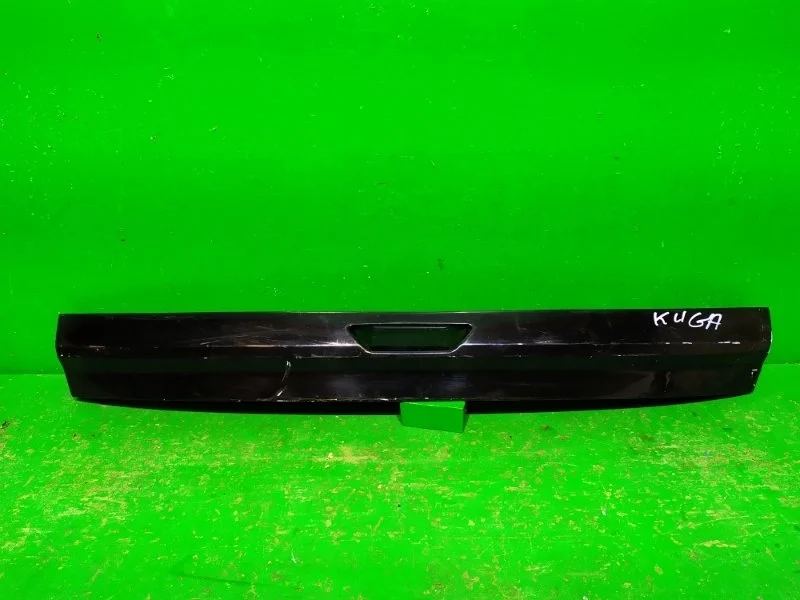 Накладка двери багажника FORD KUGA 2012-2018
