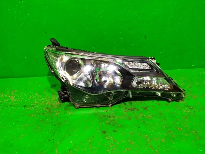 Фара TOYOTA RAV4 2012-2015 CA40