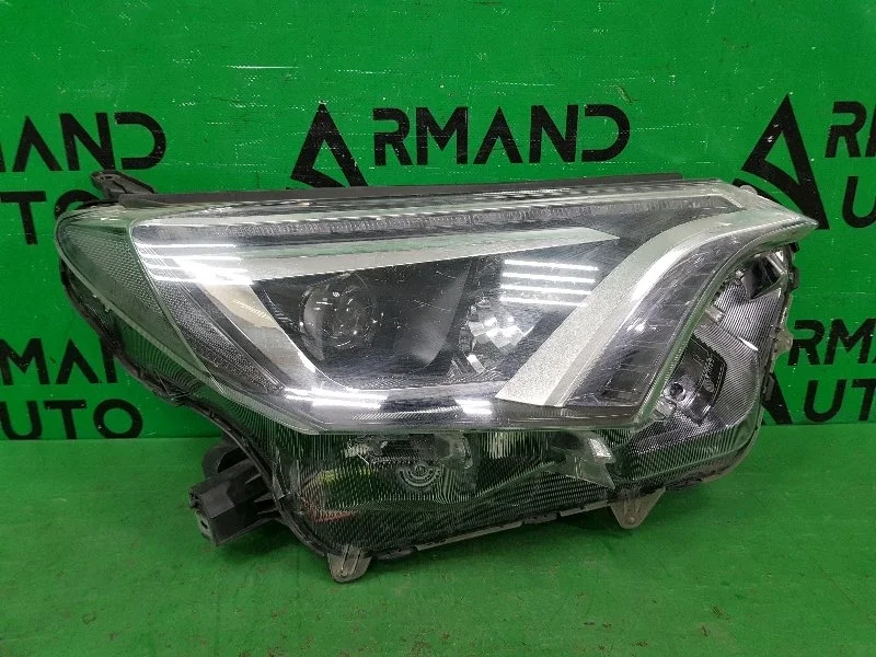 Фара TOYOTA RAV4 2015-2019 CA40